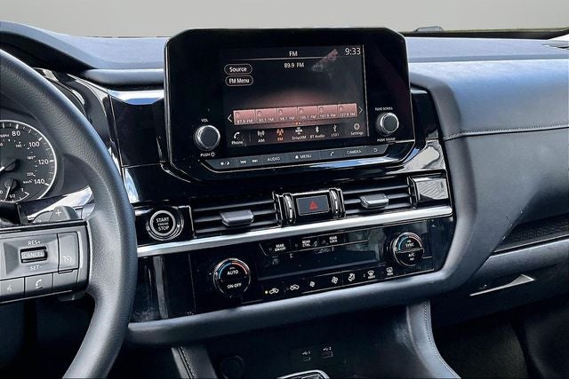 2022 Nissan Pathfinder S