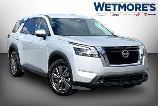 2022 Nissan Pathfinder S