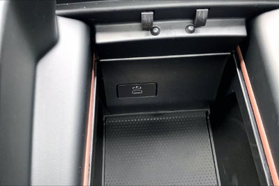 2025 BMW X6 M60i