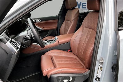 2025 BMW X6 M60i