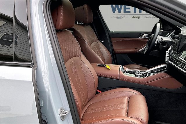 2025 BMW X6 M60i