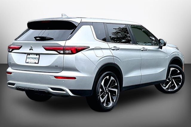 2022 Mitsubishi Outlander SE