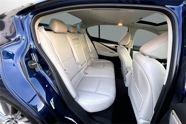 2022 INFINITI Q50 LUXE