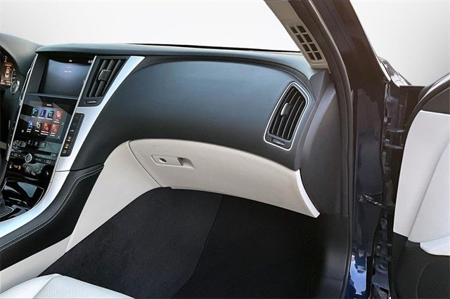 2022 INFINITI Q50 LUXE