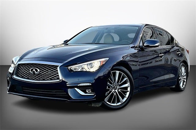 2022 INFINITI Q50 LUXE