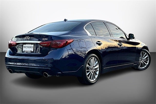 2022 INFINITI Q50 LUXE