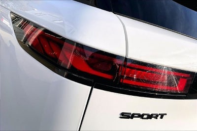 2025 Land Rover Range Rover Sport SE