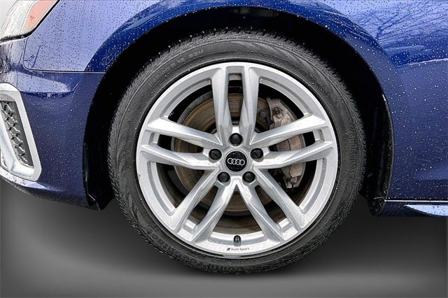 2023 Audi A4 45 S line Premium Plus quattro