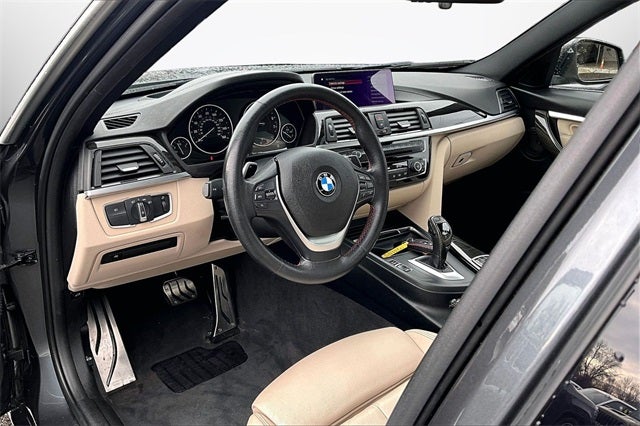 2018 BMW 3 Series 330i xDrive