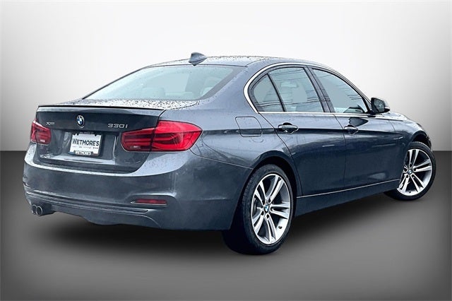 2018 BMW 3 Series 330i xDrive
