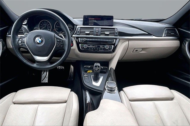 2018 BMW 3 Series 330i xDrive