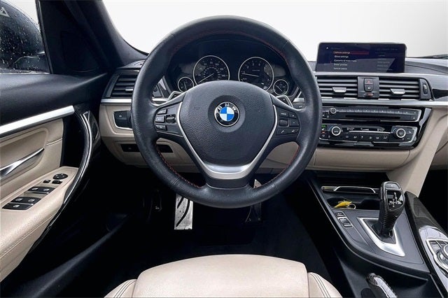 2018 BMW 3 Series 330i xDrive