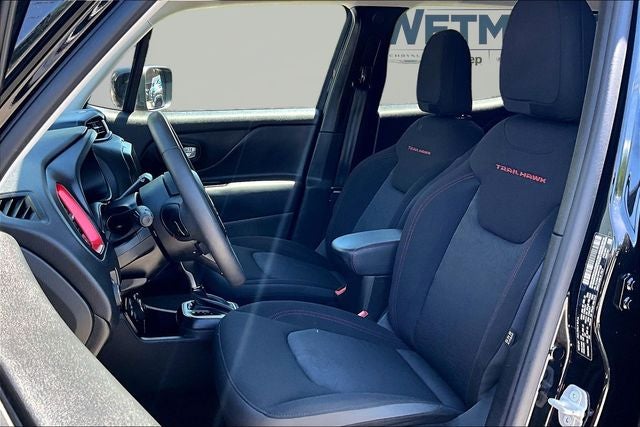 2023 Jeep Renegade Trailhawk