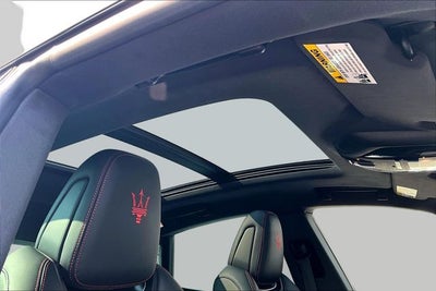 2024 Maserati Levante Modena